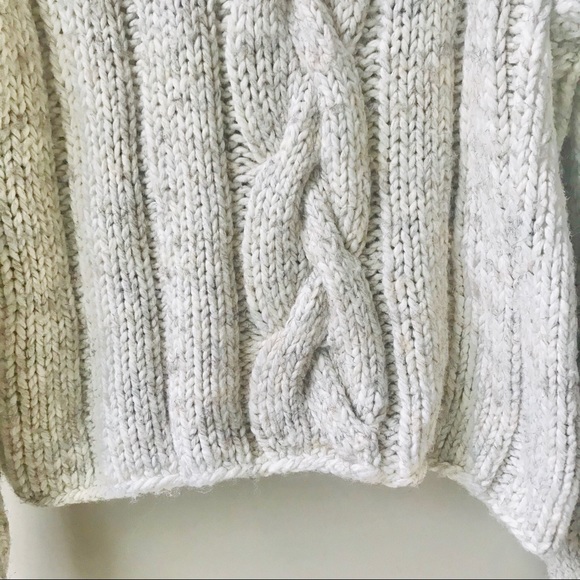 Vintage Hand Knit Chunky Sweater Size Med Oatmeal - Picture 10 of 11